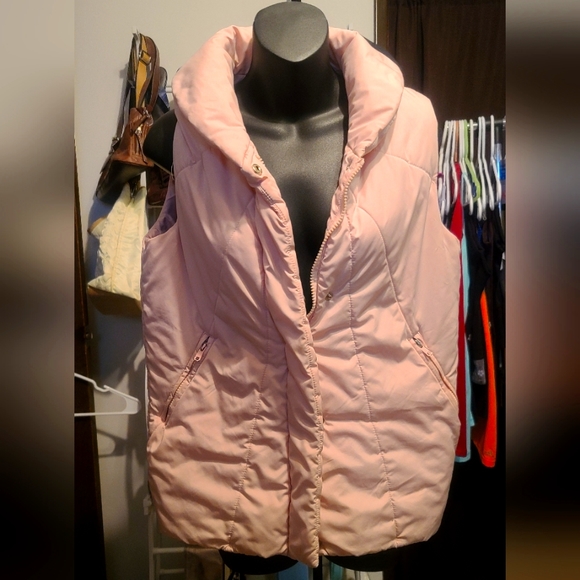 Techpro Pink Vest - Picture 1 of 7